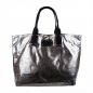 Preview: DAMEN SCHULTERTASCHE SHOPPER IN METALLIC LOOK UND JEANS SHCP631